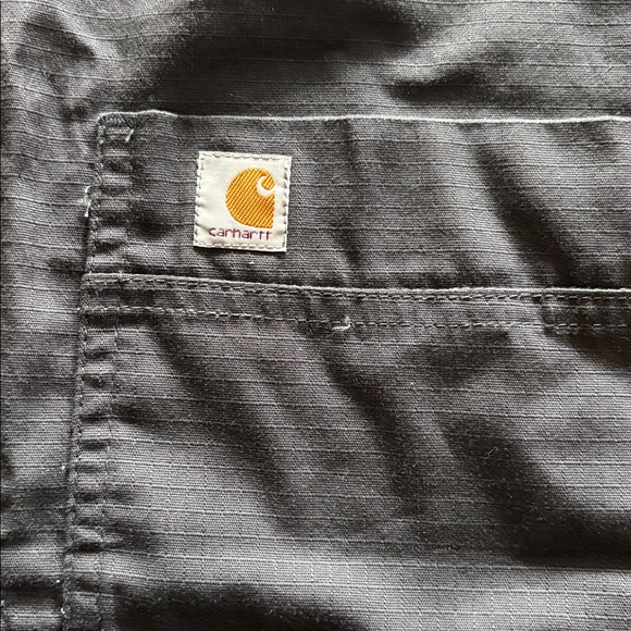 Carhartt Ripstop 4-Pocket V-Neck  Scrub Top - Picture 3 of 4